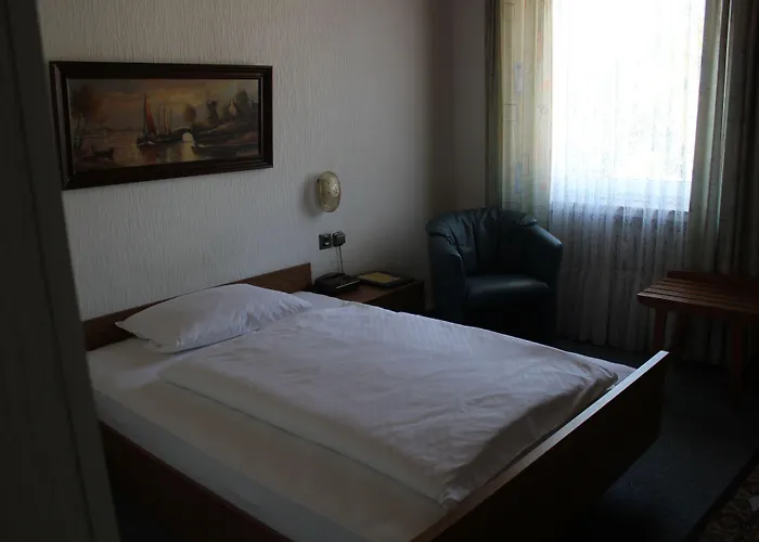 מלון Stadthotel Bartels ורל