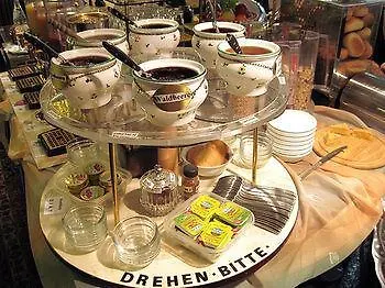 מלון Stadthotel Bartels